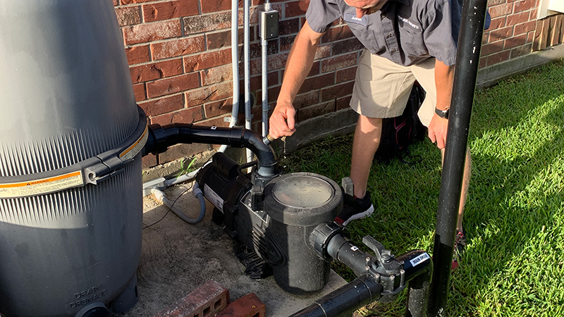 pool tech testing a pool system pressure valve